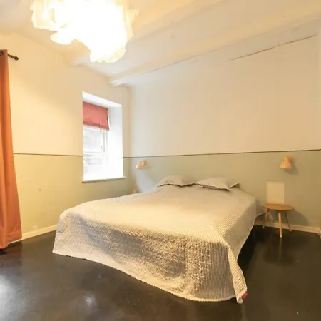 Seven-bedroom - Best