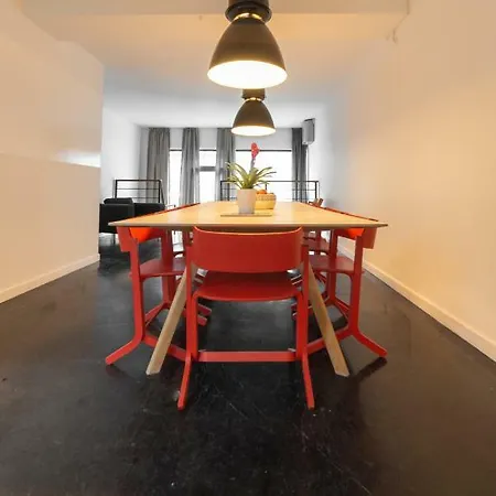 شقة Seven-bedroom - Best *